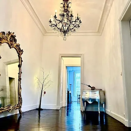 Exclusive Parisian Palace *