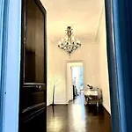 Exclusive Parisian Palace Lägenhet